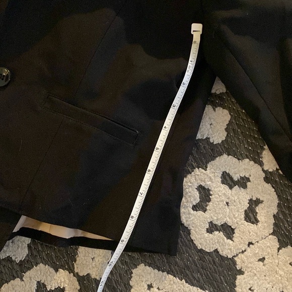 H&M Fitted Blazer - Picture 3 of 14